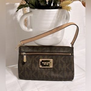 Michael Kors Wristlet Purse